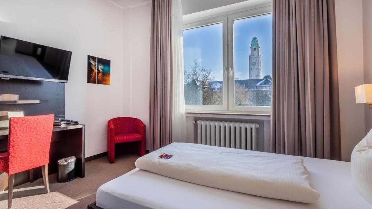 Hotel Monopol غيلسنكيرشن المظهر الخارجي الصورة