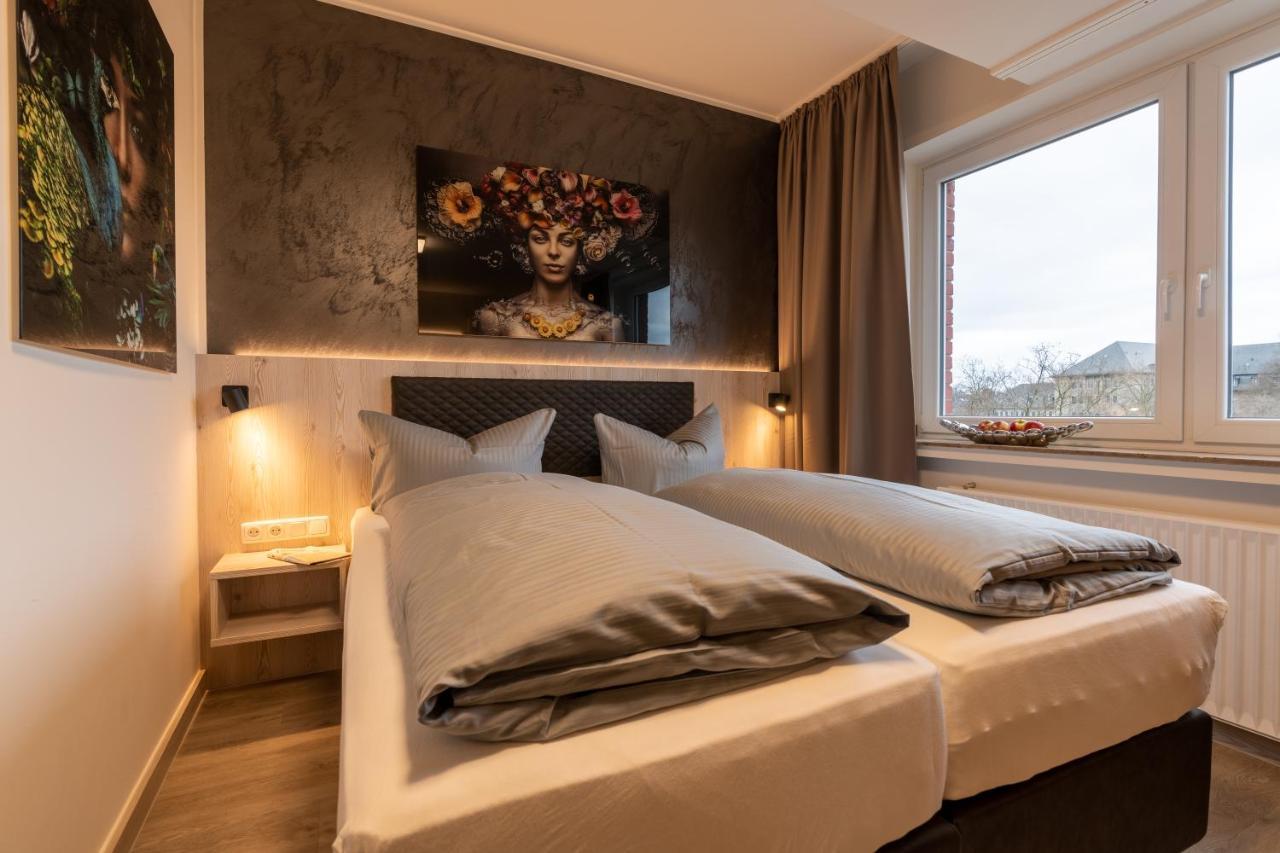 Hotel Monopol غيلسنكيرشن المظهر الخارجي الصورة