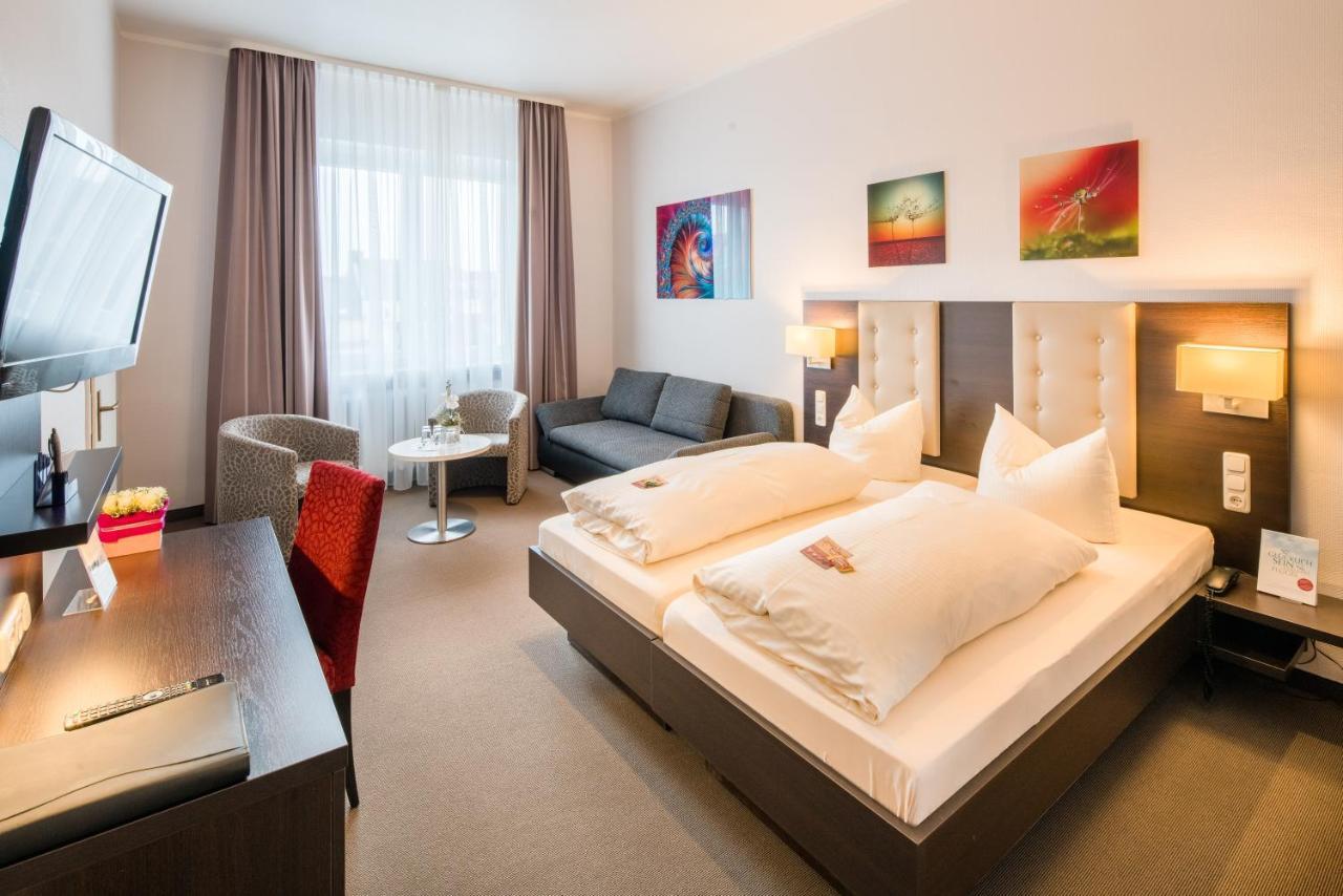 Hotel Monopol غيلسنكيرشن المظهر الخارجي الصورة